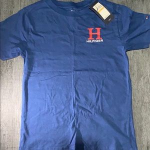 Tommy Hilfiger tee shirt